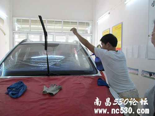 入秋了，天气凉爽了许多，是否需要贴膜呢？