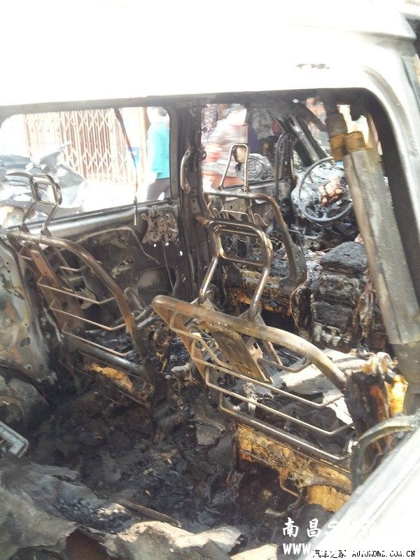 汽车燃烧相关部门不作为