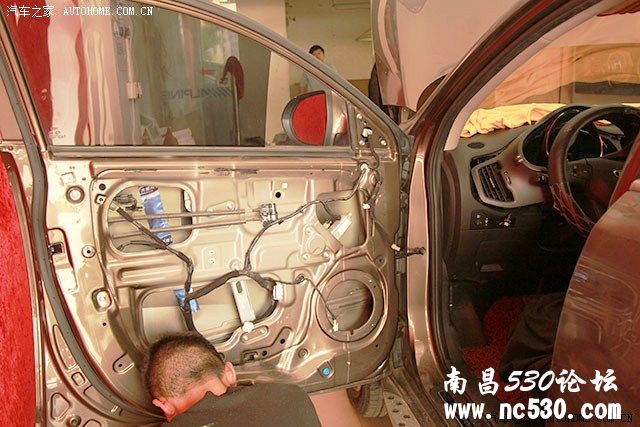 起亚智跑原车主机音响升级