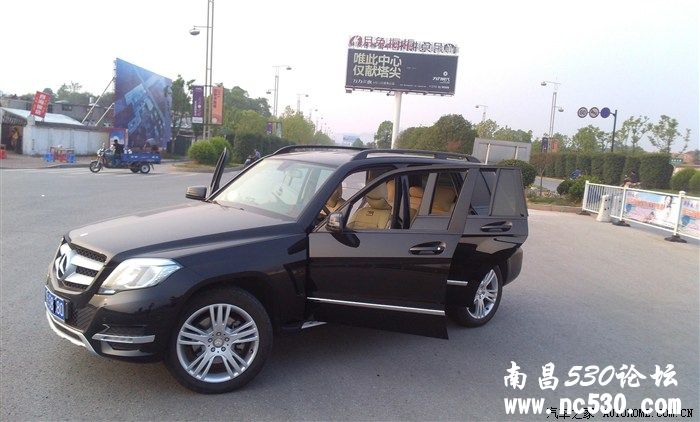 原谅我这一生放纵不羁，爱自由... ....Beyond