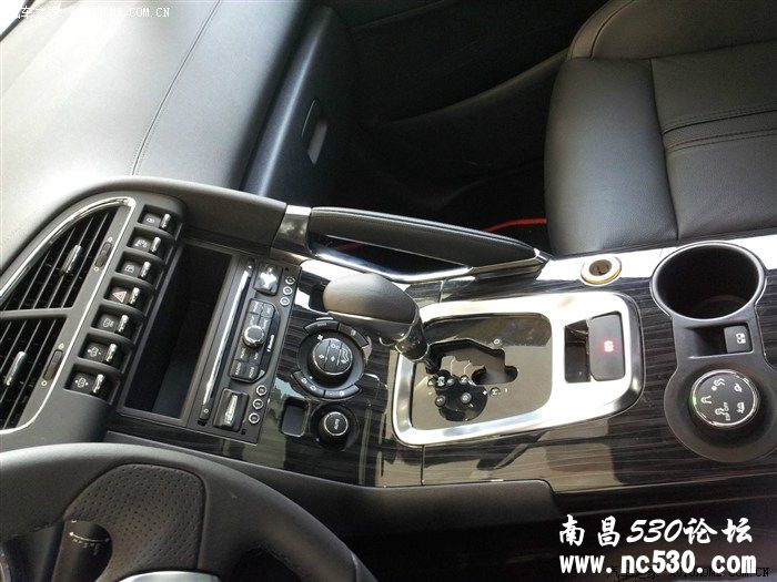 嘻嘻 秀一下我新定的车 激动 无比。。。