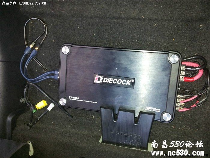江西南昌起亚智跑改装DK汽车10寸低音炮4路功放超级震撼
