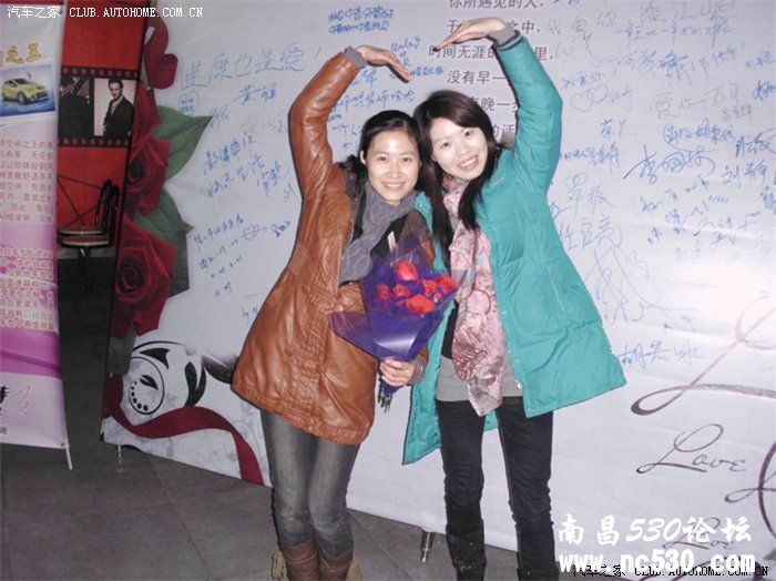 丘比特送玫瑰见证爱