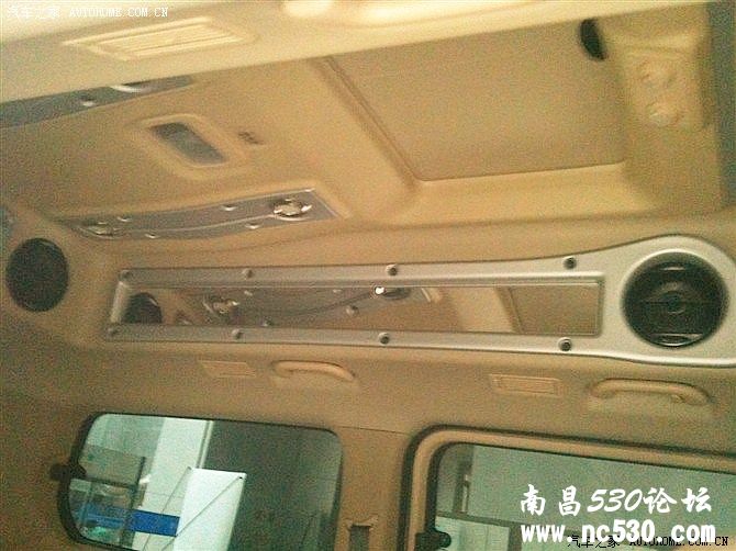 好久没冒泡。  一转眼身边竟然来了个重量级。。。。