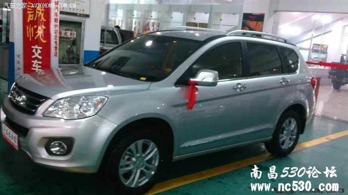 长城哈弗H6，银白色精英型，简单作业