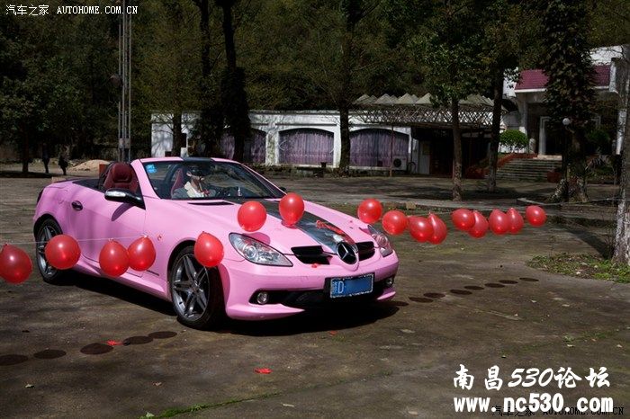 奇瑞A3全车碳纤改色膜、红色双天使眼、组合式LED日行灯