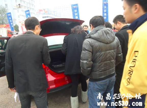 长安福特品牌体验日相中新福克斯，奋斗目标有了！