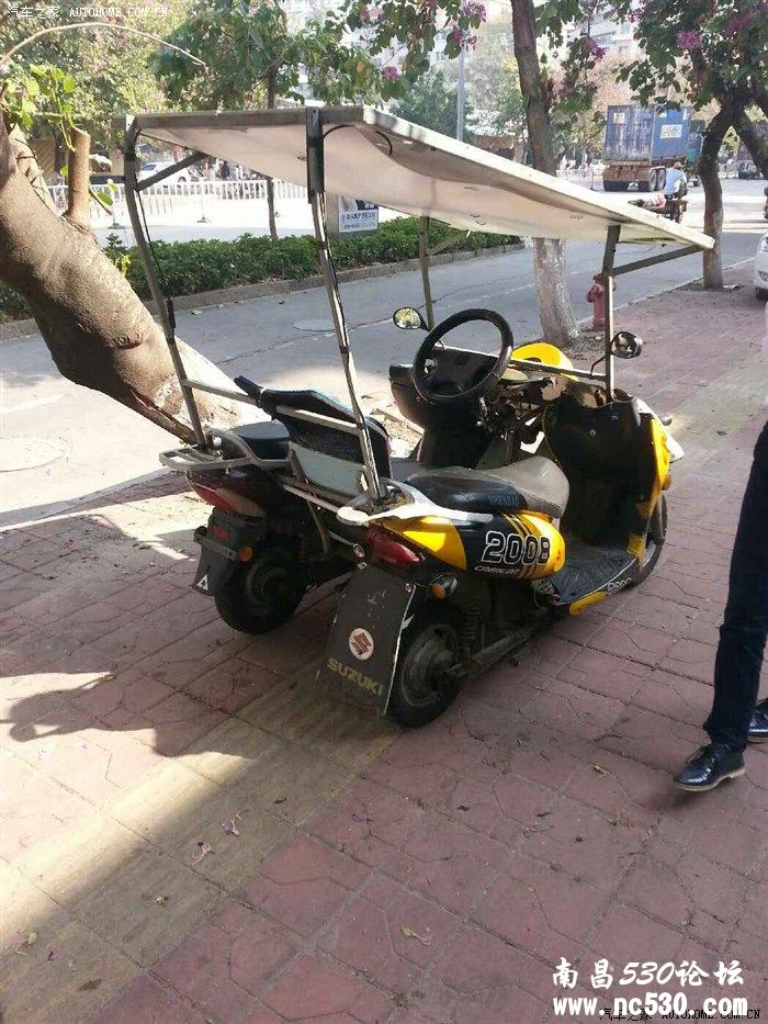 今天无意看到的民间改装神车