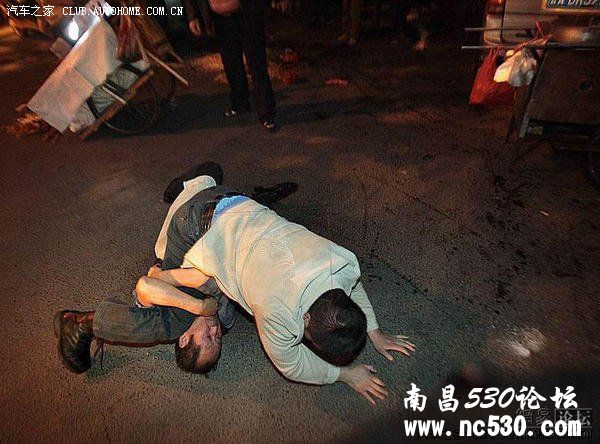 纪实：城管行动在午夜开始 【猛图 堪比大片】