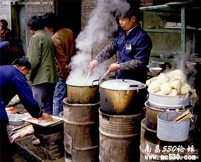 八十年代的记忆：穷但快乐着，经典老照片（撞击文字图片整理）