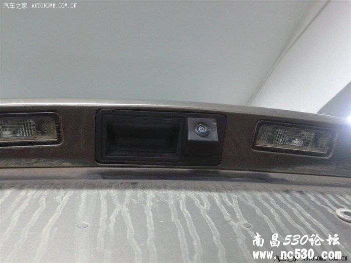 保时捷卡宴升级高清索尼CCD芯片倒车影像