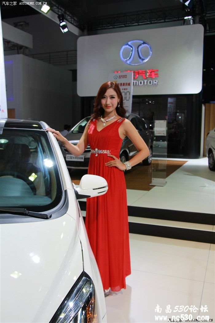 2013南昌五一国际车展-靓丽车模