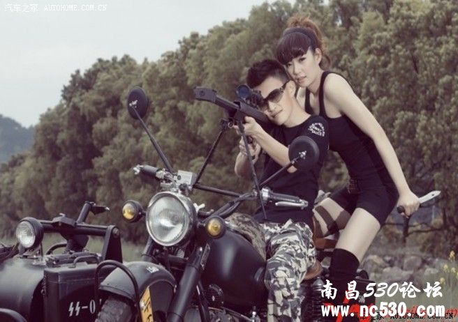 这年头女挎友不多啊，美女多多哦