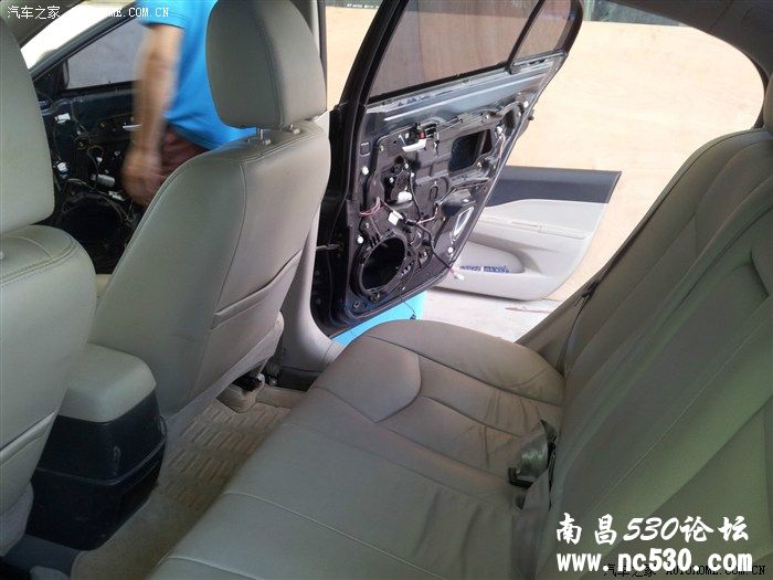 江西南昌奔腾B50改装惠威汽车音响ET600套装喇叭