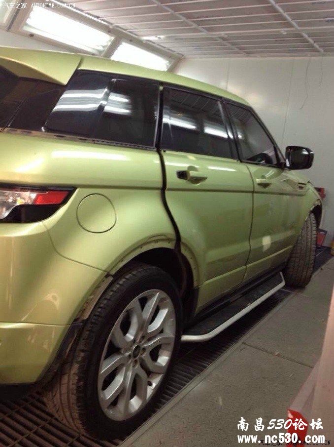 路虎极光全车喷漆改白色 我觉得好看了超多