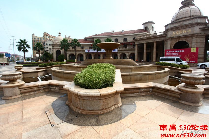 大眼萝莉韩小野萌炸天 备婚房做“国民岳父”韩寒女婿