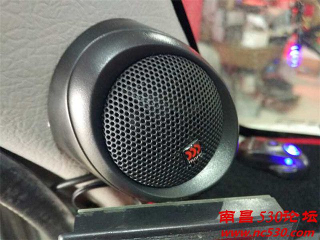 05 玛仕舞6高音单元安装在左边A柱的效果.jpg